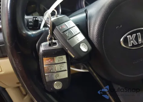 2015 Kia Sedona Sx z USA, uszkodzony, nr VIN KNDMC5C16F6019930